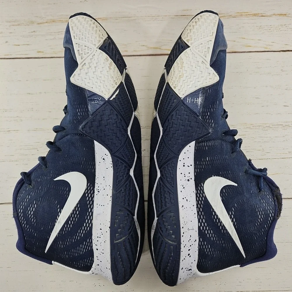 Nike kyrie midnight